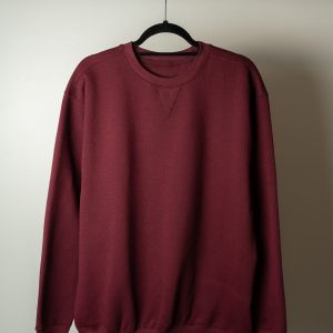 Pullover Sweatshirt - Shades of Red